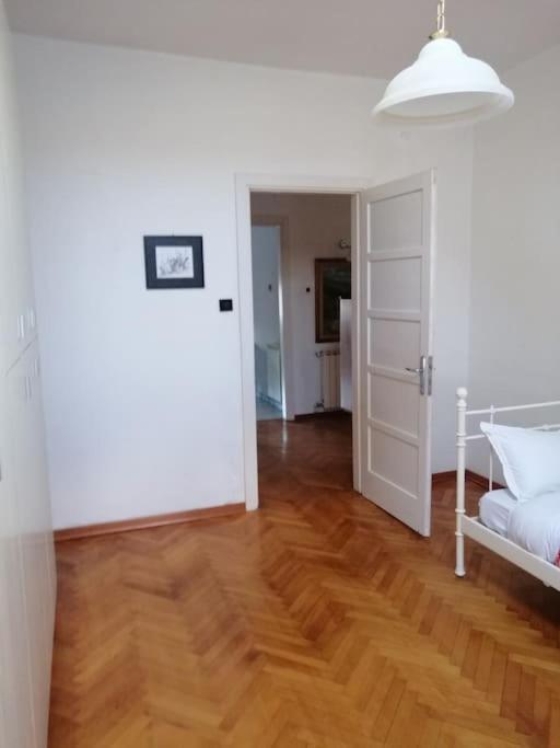 Spacious Attic Apartment Kandler Τεργέστη Εξωτερικό φωτογραφία